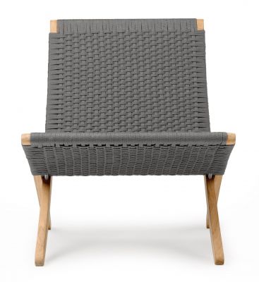 Cuba Chair Outdoor Sessel von Carl Hansen & Søn mit grauem Seilgeflecht und hellem Holzgestell.